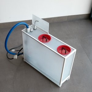 pojemnik na wodę z grzałką i elektronicznym termostatem do kampera